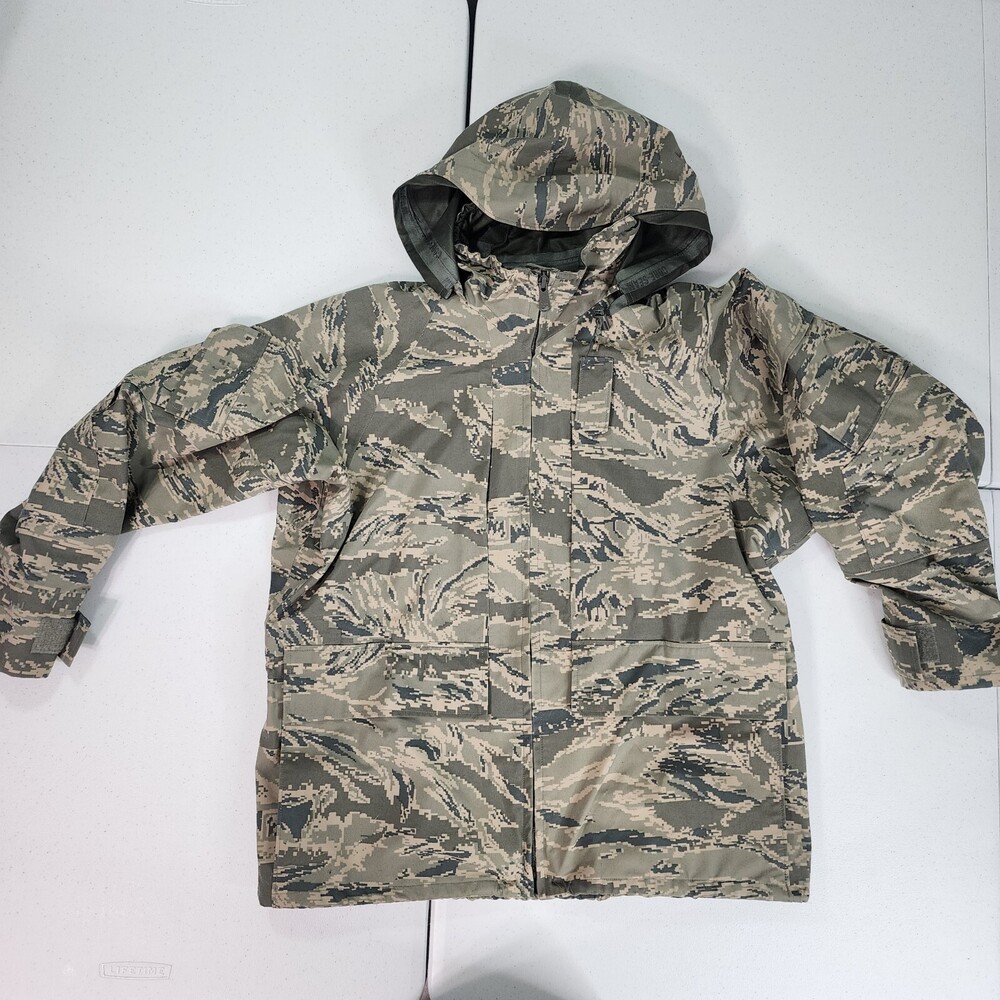 All-Purpose Parka  Environmental Camo Air Force, Army Jacket Medium X-Short Used
